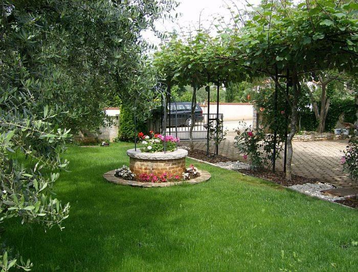 Tar-Vabriga Villa Carolina מראה חיצוני תמונה