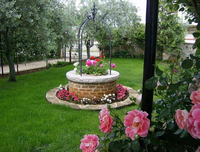 Tar-Vabriga Villa Carolina מראה חיצוני תמונה