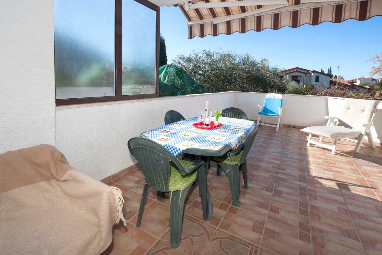 Tar-Vabriga Villa Carolina מראה חיצוני תמונה
