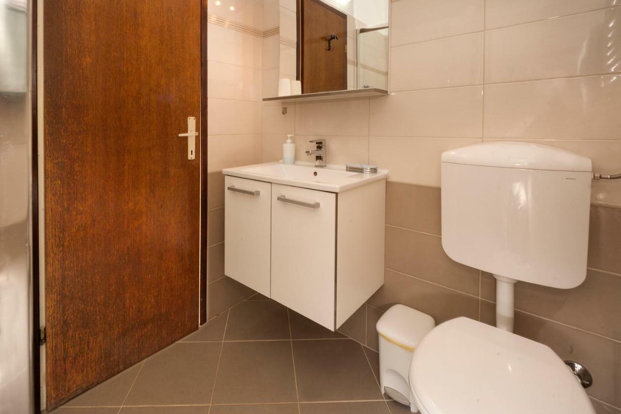 Tar-Vabriga Villa Carolina מראה חיצוני תמונה