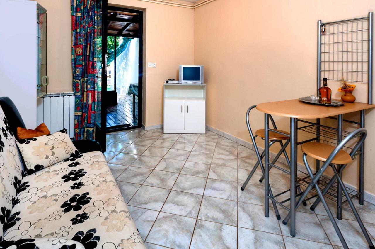 Tar-Vabriga Villa Carolina מראה חיצוני תמונה