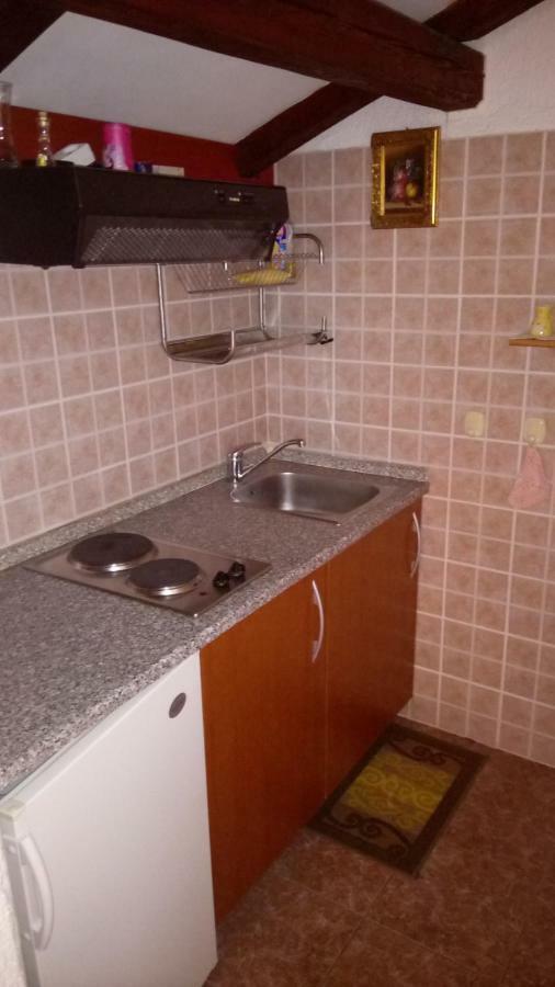 Tar-Vabriga Villa Carolina מראה חיצוני תמונה