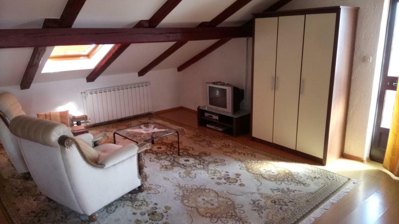 Tar-Vabriga Villa Carolina מראה חיצוני תמונה